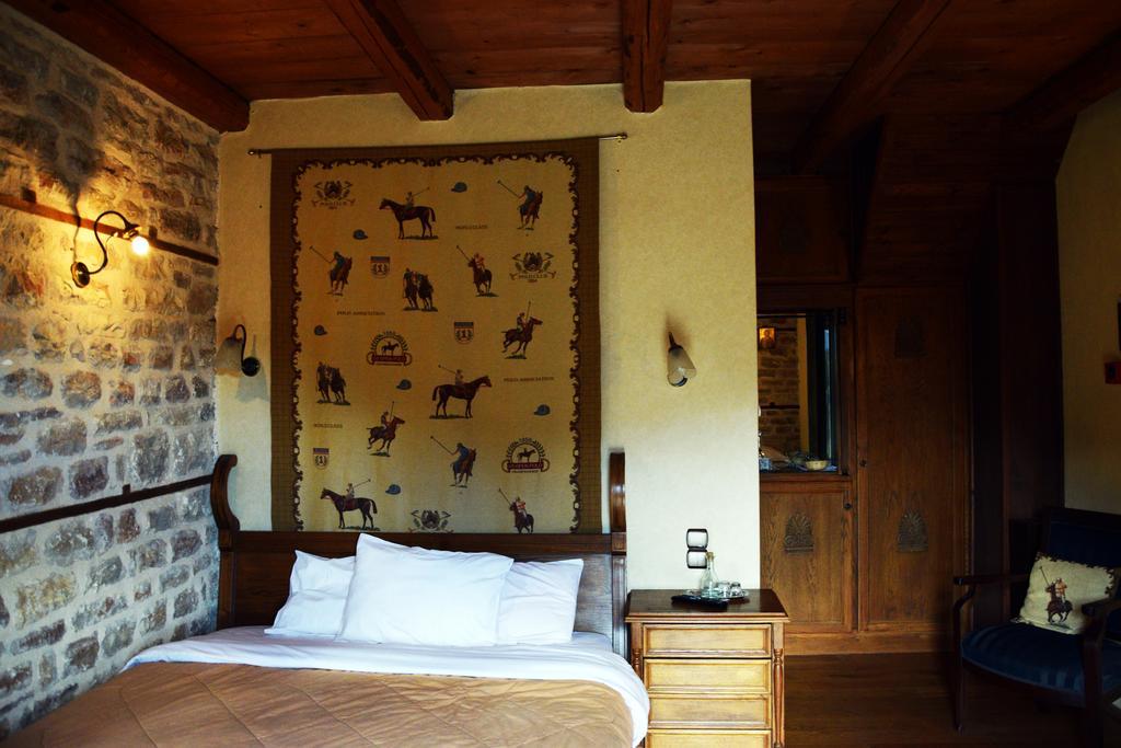 Old Inn Gorianadhes ภายนอก รูปภาพ