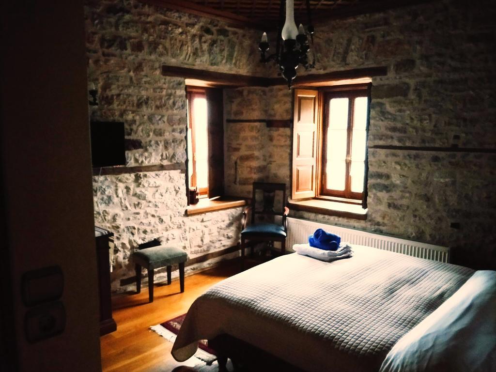 Old Inn Gorianadhes ภายนอก รูปภาพ